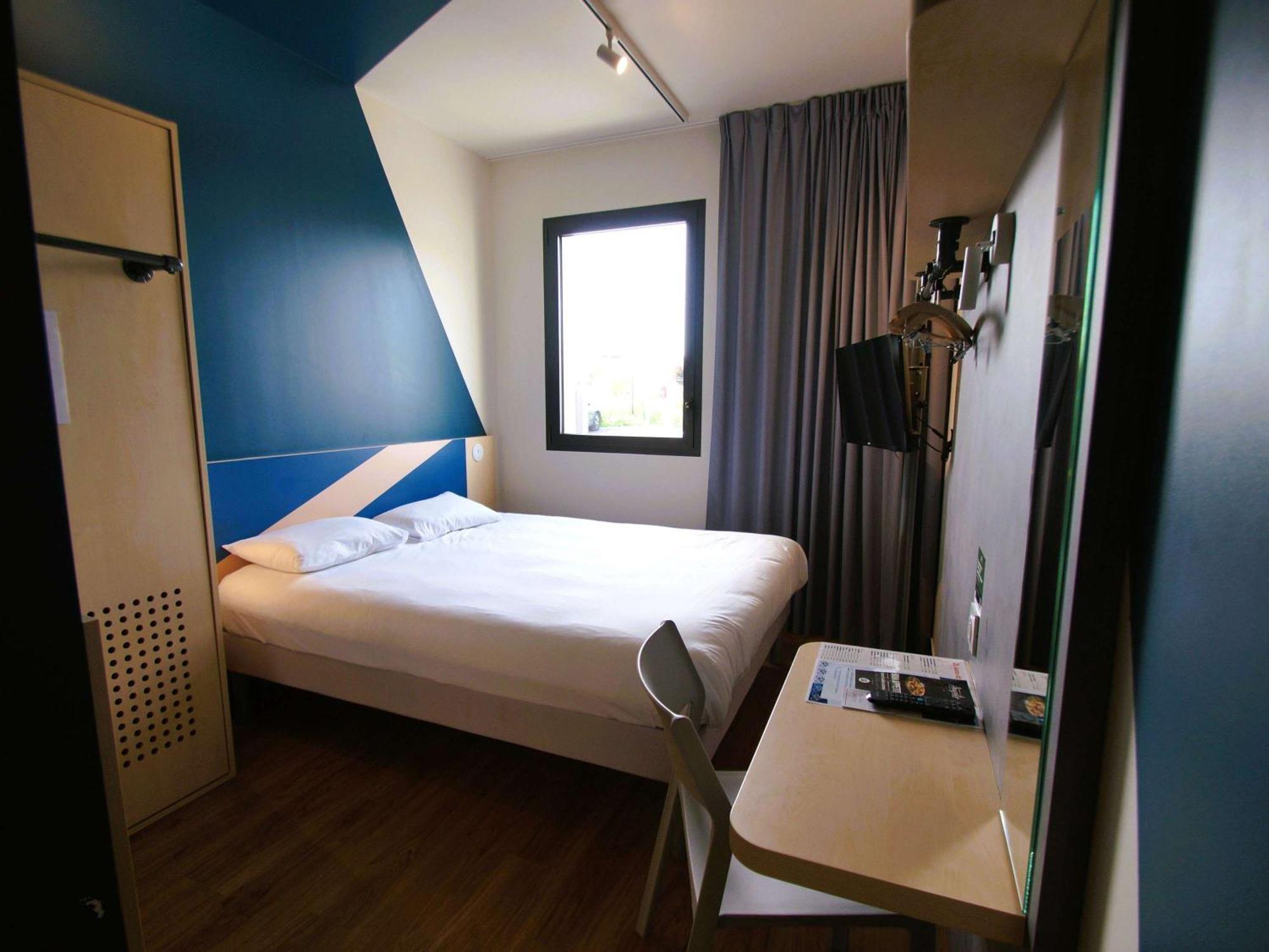 Ibis Budget Loudeac Velodrome Ngoại thất bức ảnh