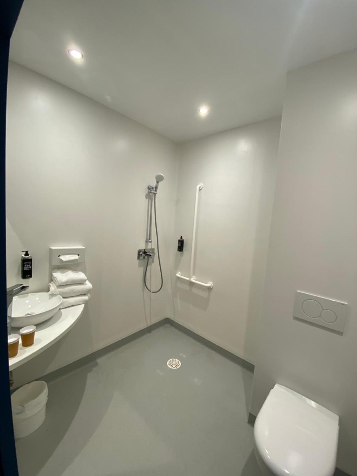 Ibis Budget Loudeac Velodrome Ngoại thất bức ảnh