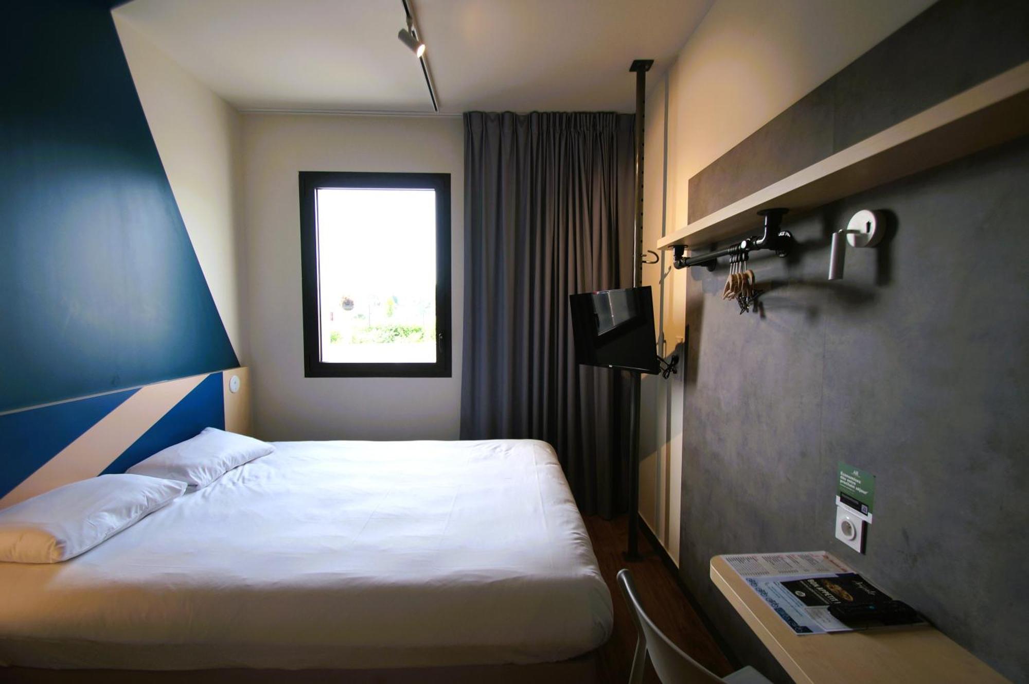 Ibis Budget Loudeac Velodrome Ngoại thất bức ảnh